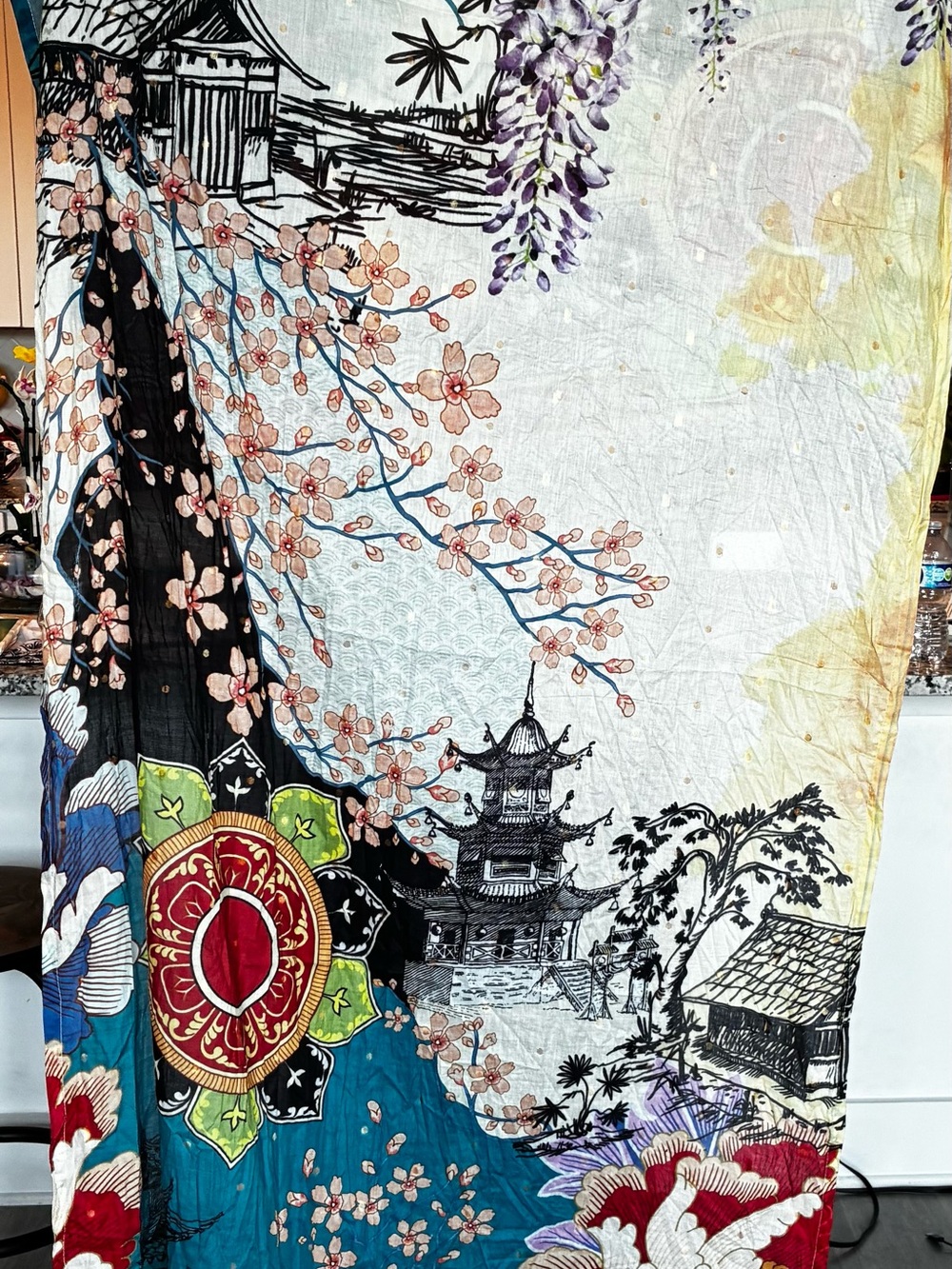 Floral Oriental Wall Tapestry Artwork - Multicolor